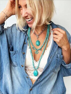 Katia Designs Turquoise Howlite Layering Necklace With Clover Gold